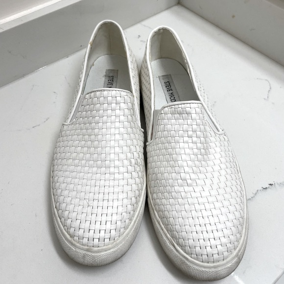 Steve Madden slip on shoes. Size 8.5 - Picture 1 of 2